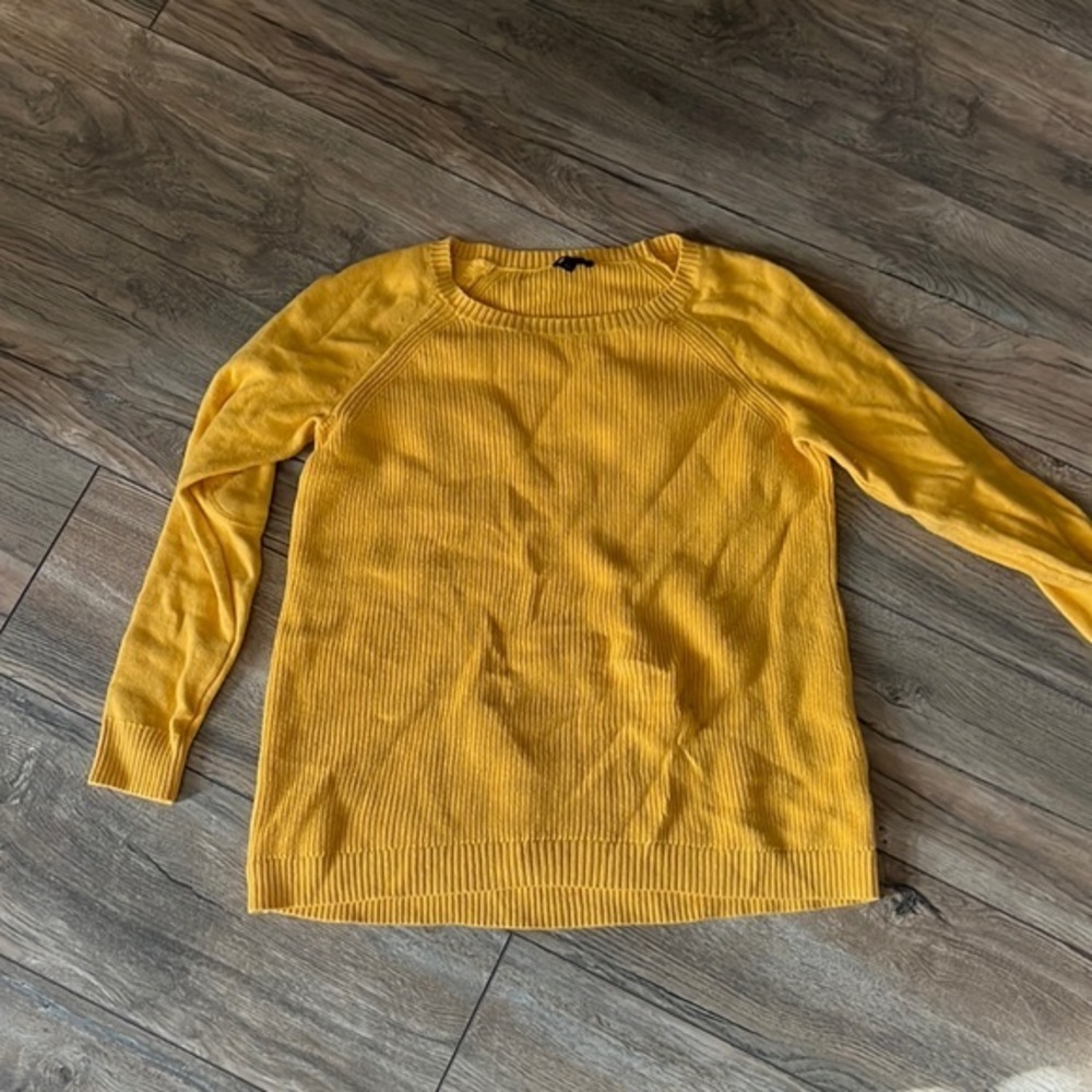 Womens Talbots yellow knit sweater size Medium petite